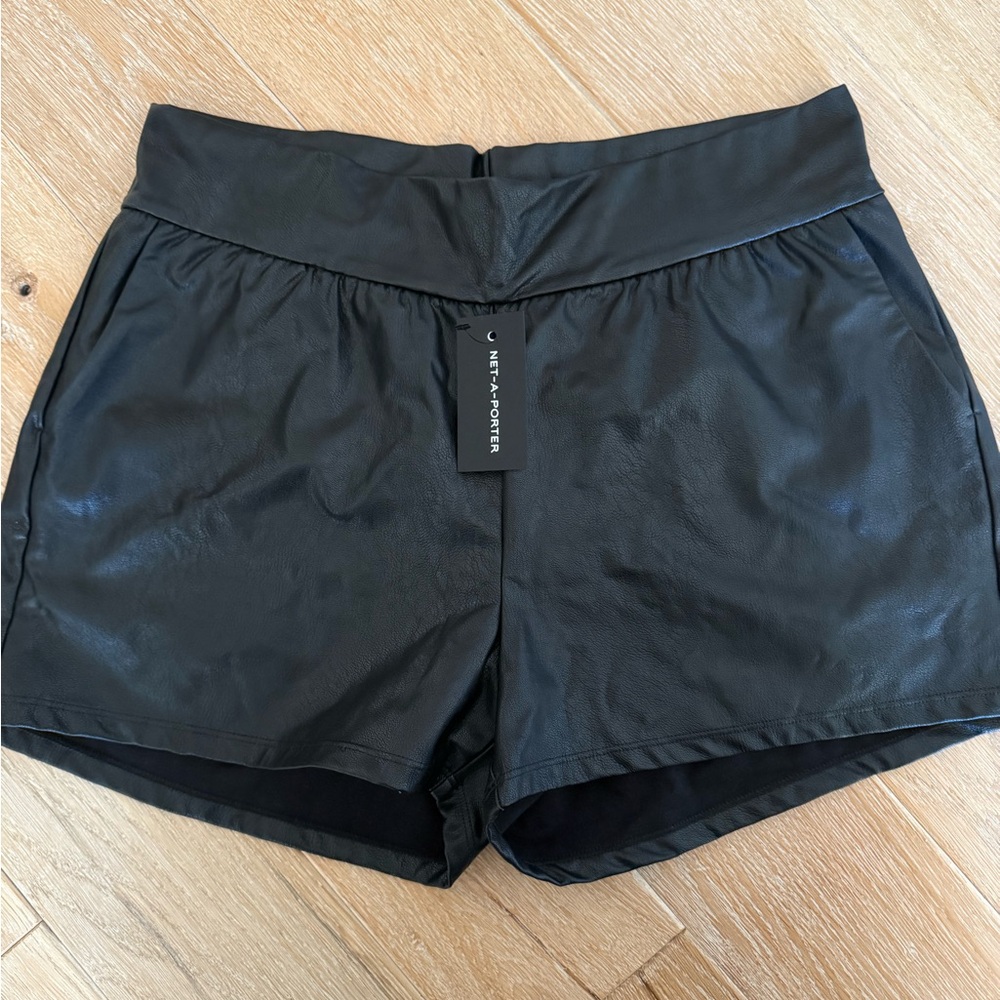 Commando faux leather shorts NWT size large